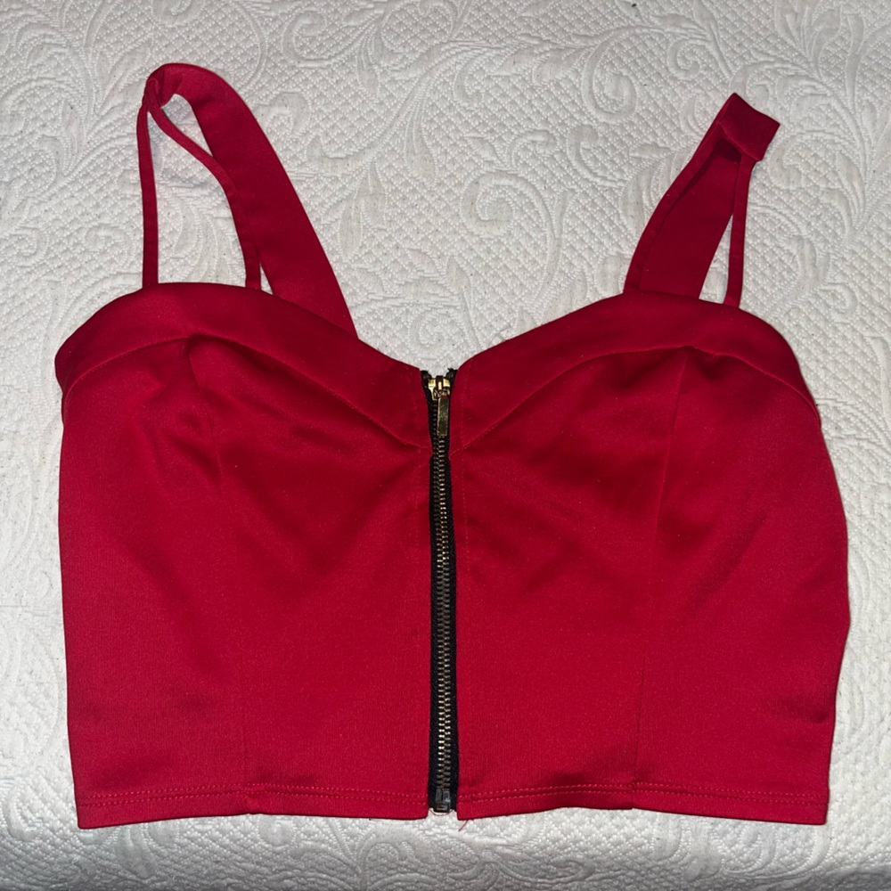Sexy red cropped top with zipper